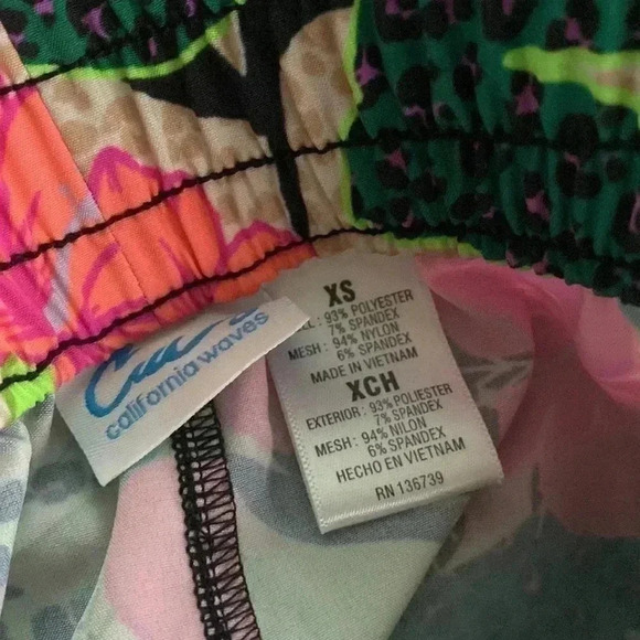 California Waves Women’s Hawaiian Swim Cover up Shorts - Size XS - Picture 2 of 6